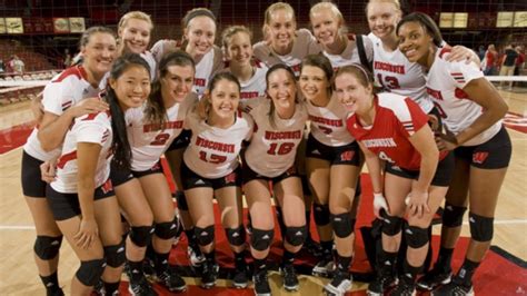 wisconsin volleyball team pics nude|Wisconsin’s Championship Volleyball Team Had Their Private。